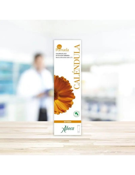 Aboca Biopomada Calendula Pieles Sensibles Y Delicadas, Calma El Enrrojecimiento E Irritación En Bebés, Niños Y Adultos, 50 ml